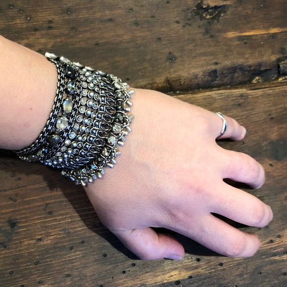 Amaro Jewelry Jewelry - Swarovski Crystals & Semi-Precious Gemstones